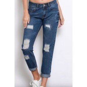 Wishlist Boyfriend Distress Jeans Medium NWOT 31" X 28" Relaxed Comfort